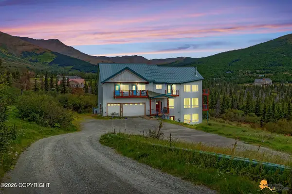 16528 Kings Way Drive, Anchorage, AK 99516