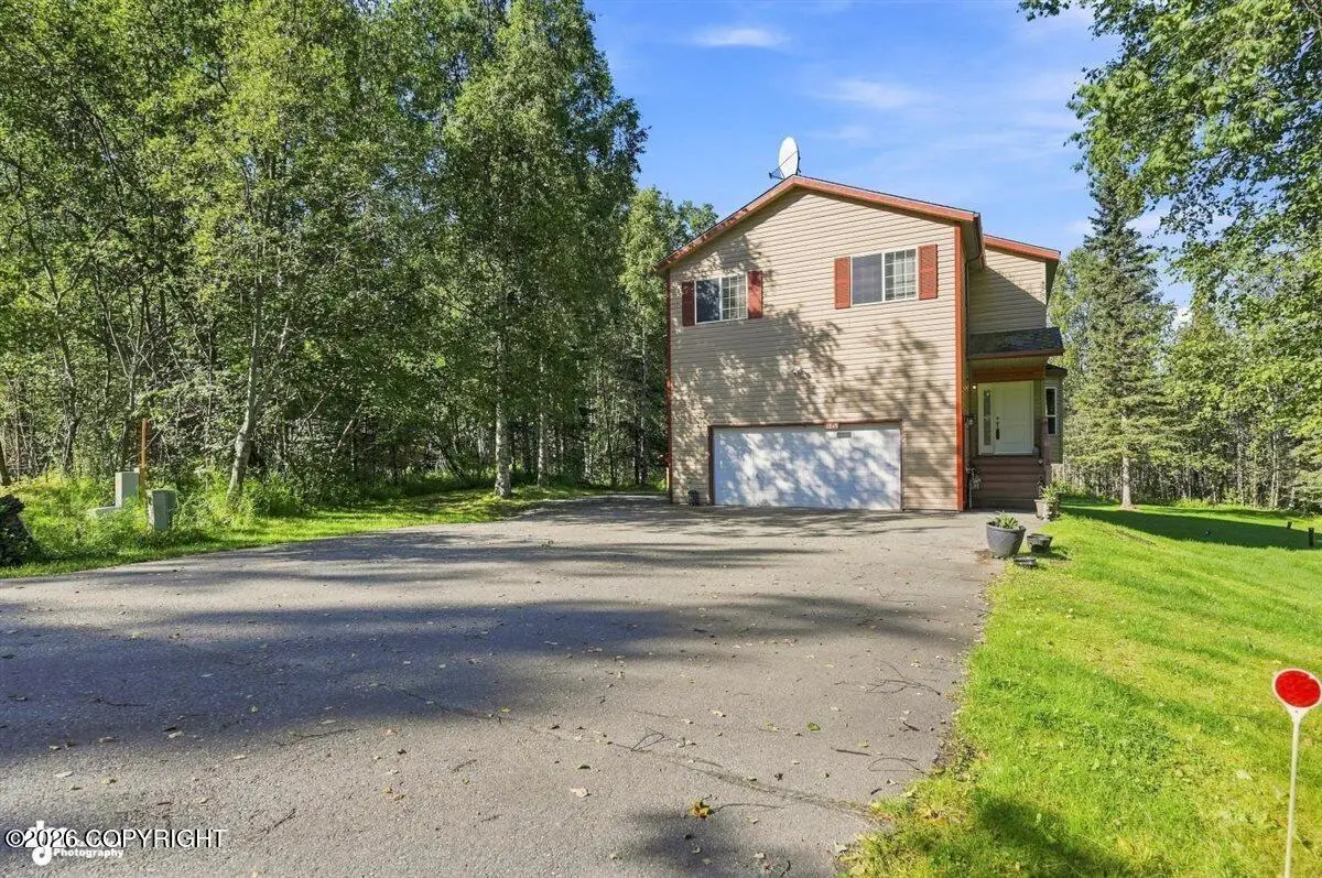 1040 N Sam Snead Loop, Wasilla, AK 99623 - #1