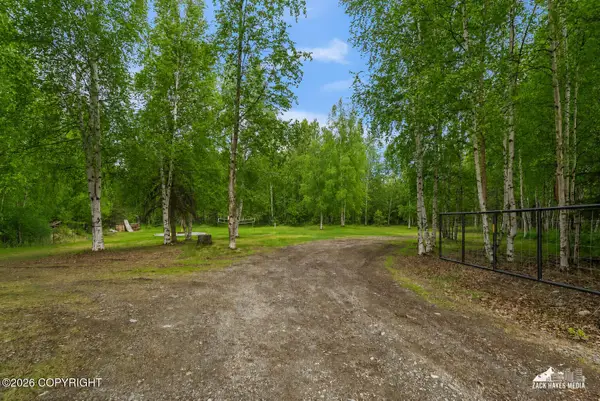 7301 W Island Lake Drive, Wasilla, AK 99623