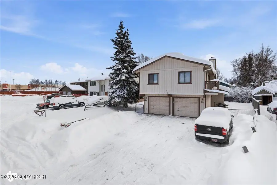 8821 Hamlet Circle, Anchorage, AK 99502 - #2
