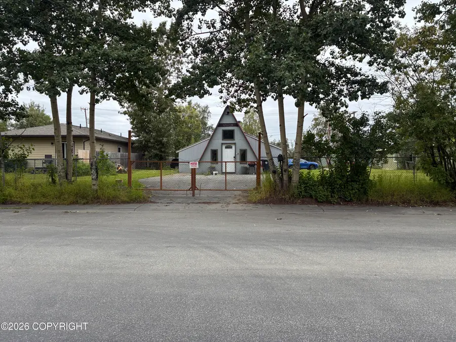 1211 E 11th Avenue, Anchorage, AK 99501 - #3