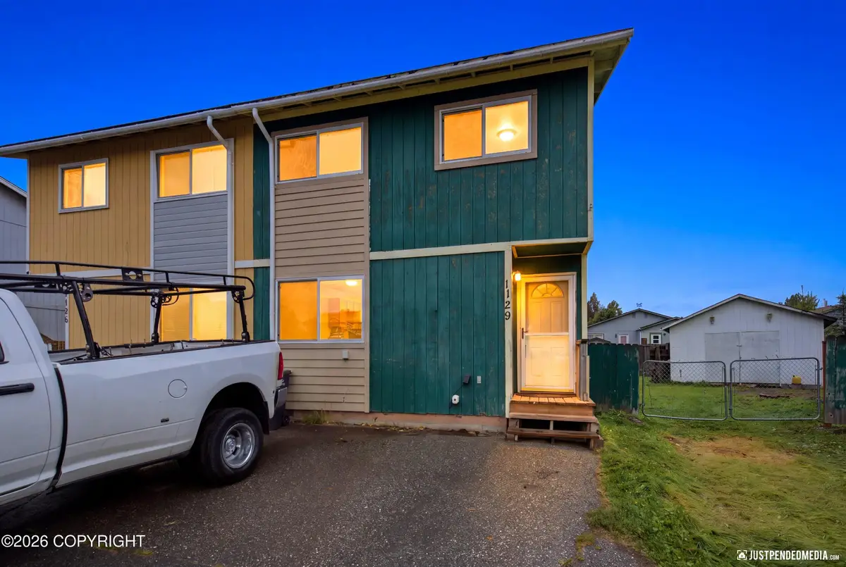 1129 Fred Circle, Anchorage, AK 99515 - #1