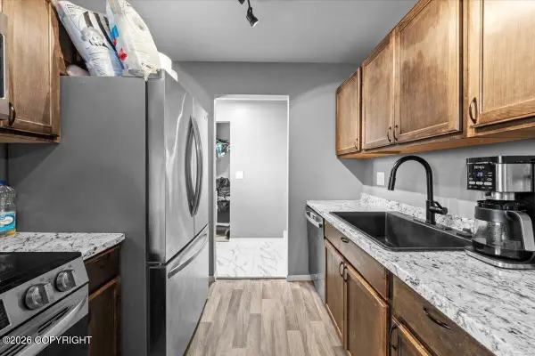160 Grand Larry Street #D7, Anchorage, AK 99504