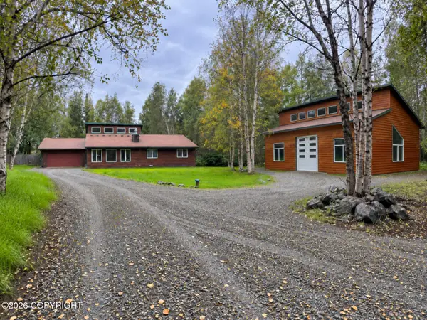 12240 Wagner Street, Anchorage, AK 99516