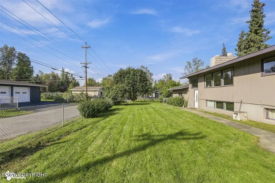 2307 W 32nd Avenue, Anchorage, AK 99517 - #2