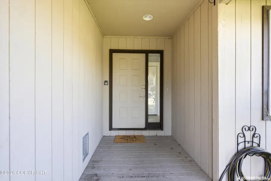 10100 Nantucket Loop, Anchorage, AK 99507 - #3