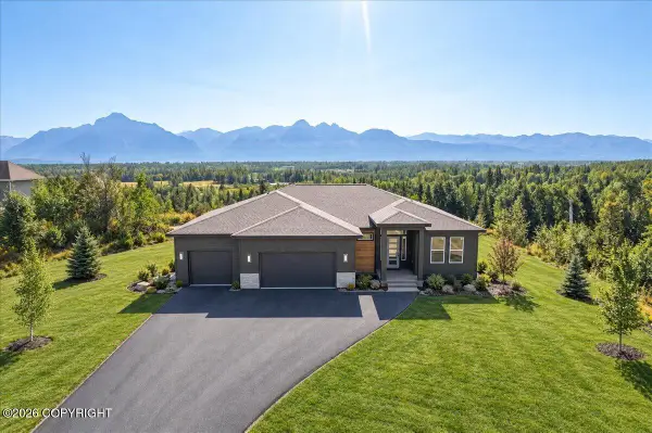 2525 N Larkspur Hill Circle, Palmer, AK 99645