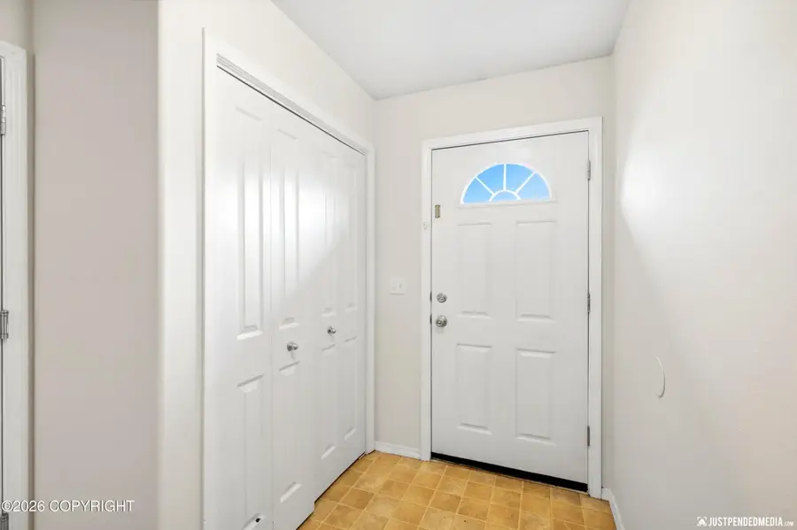 6505 Kara Sue Loop, Anchorage, AK 99504 - #2