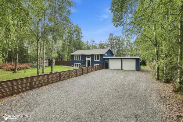 2946 Nugget Lane, Anchorage, AK 99516