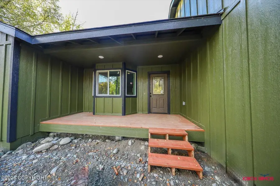 13336 E Cayuga Avenue, Palmer, AK 99645 - #2