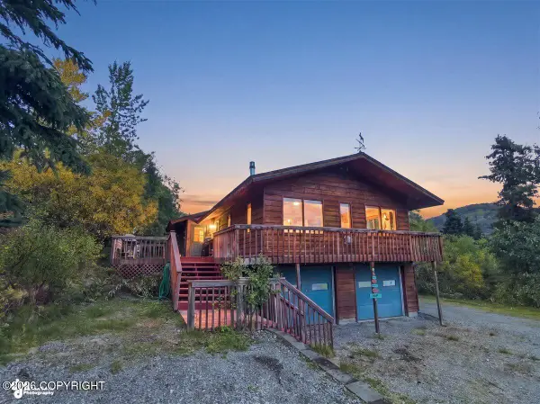 4627 Hiland Road, Eagle River, AK 99577