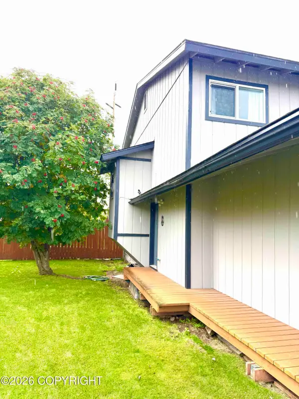 3571 Nebula Circle, Anchorage, AK 99517