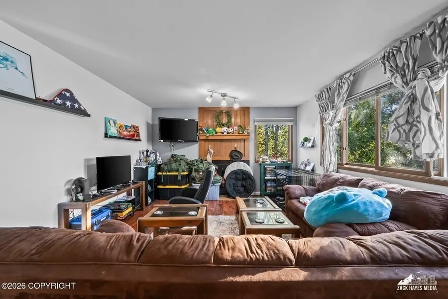 1660 Eastridge #4-301, Anchorage, AK 99501 - #3