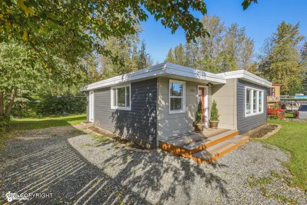 4008 Allan Place, Anchorage, AK 99508