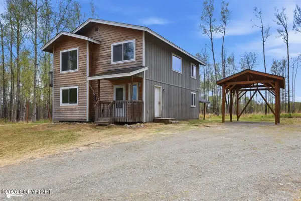 6005 N Little Rock Circle, Wasilla, AK 99654
