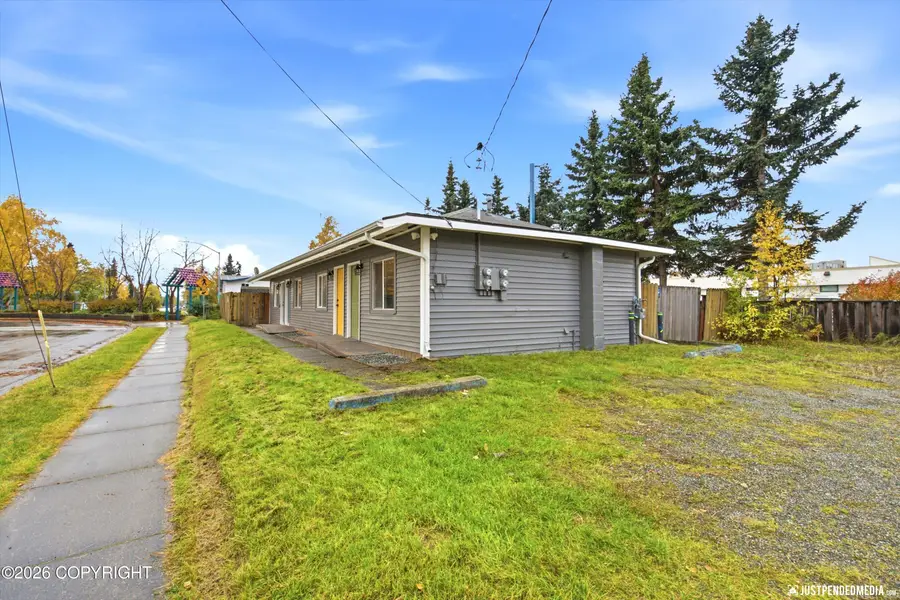 934 Medfra Street, Anchorage, AK 99501 - #3