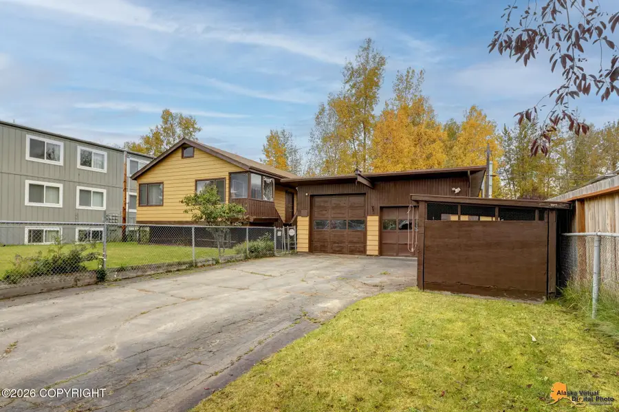5225 E 26th Avenue, Anchorage, AK 99508 - #2