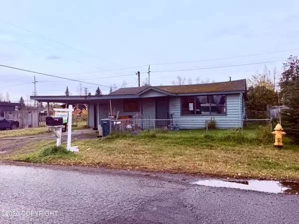3900 Lois Drive, Anchorage, AK 99517