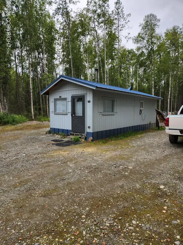 48400 S Bendapole Road, Willow, AK 99688