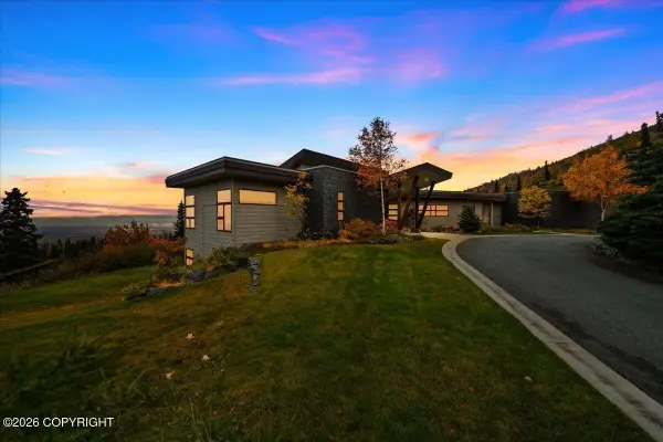 10500 Blackwolf Circle, Anchorage, AK 99507