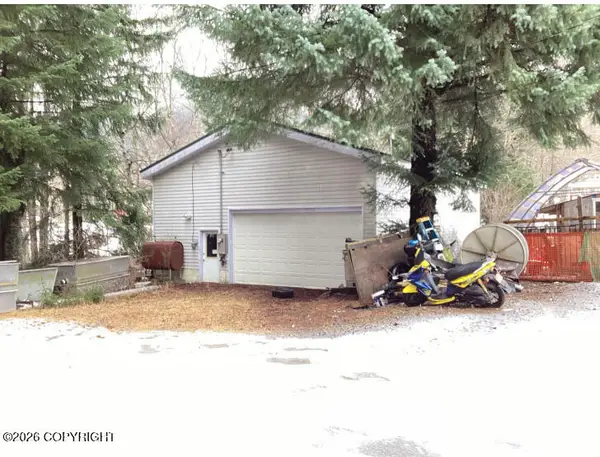 115 North 6th Avenue, Haines, AK 99827