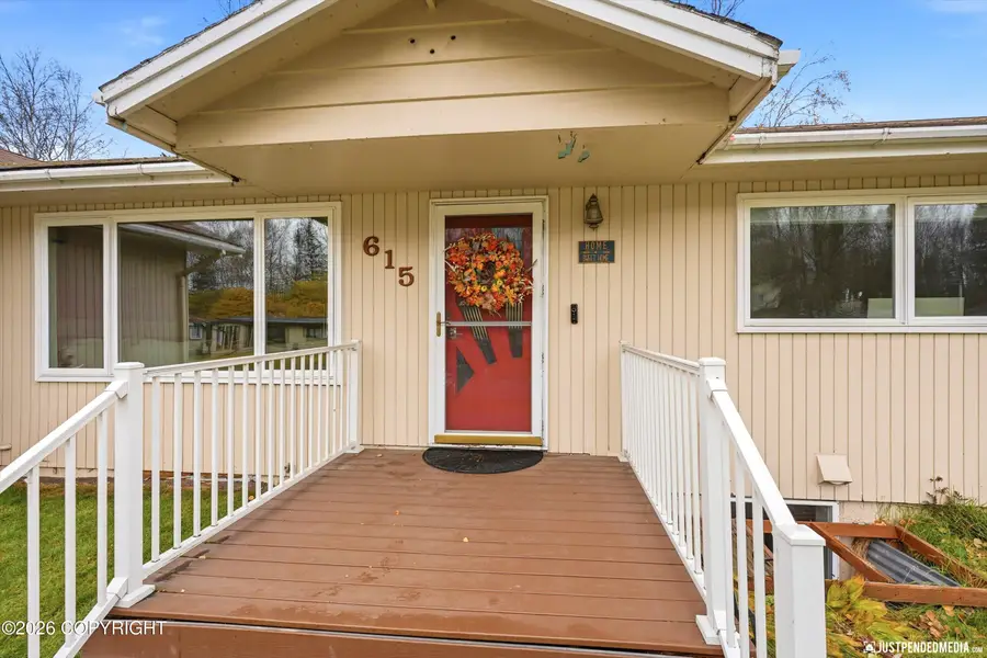 615 W 42nd Avenue, Anchorage, AK 99503 - #3