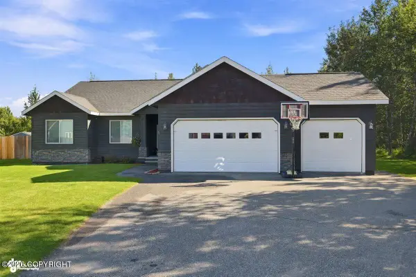 1775 S Creekside Circle, Wasilla, AK 99654