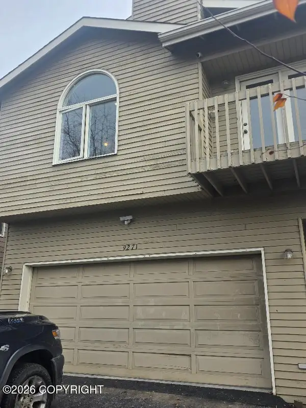9271 Sea Parrot Circle, Anchorage, AK 99515