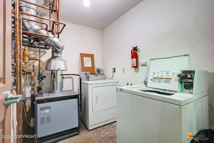 4011 San Roberto Avenue, Anchorage, AK 99508 - Image #2