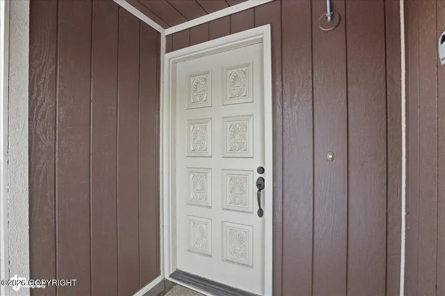 8151 Fairwood Circle, Anchorage, AK 99518 - Image #3