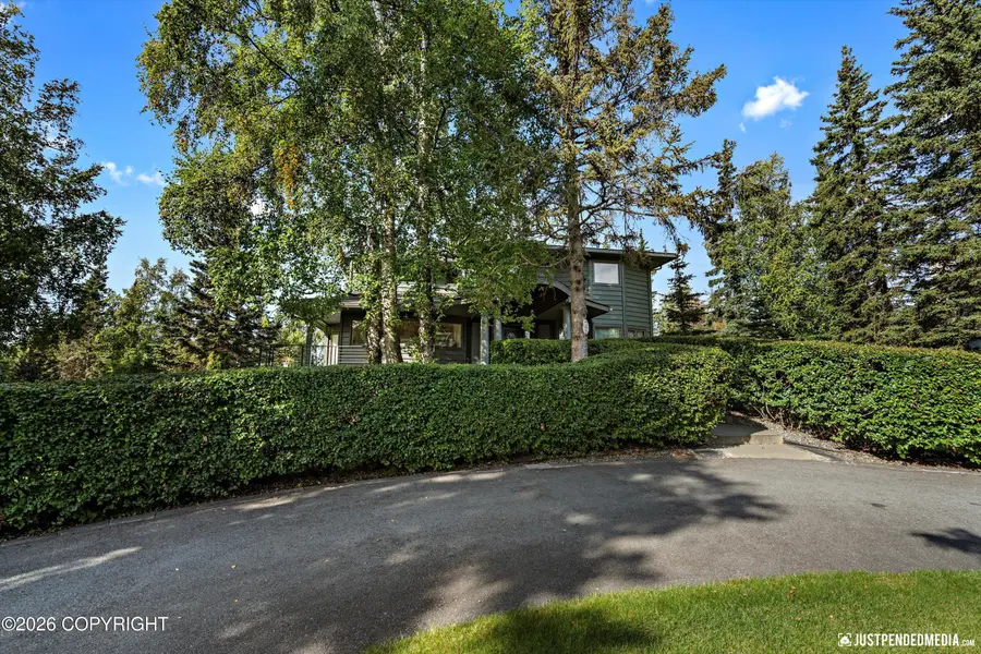 9400 Spring Hill Drive, Anchorage, AK 99507 - Image #3