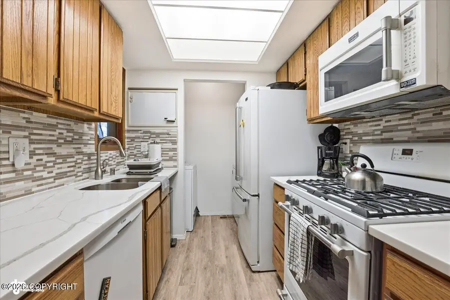 7321 Huntsmen Circle #21-G, Anchorage, AK 99518 - #3