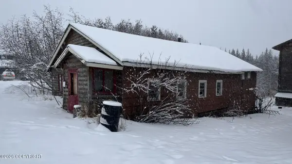 147 E Pioneer Avenue, Homer, AK 99603