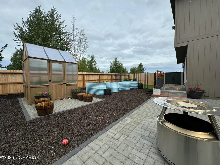 326 Shageluk Street, Anchorage, AK 99504 - Image #2