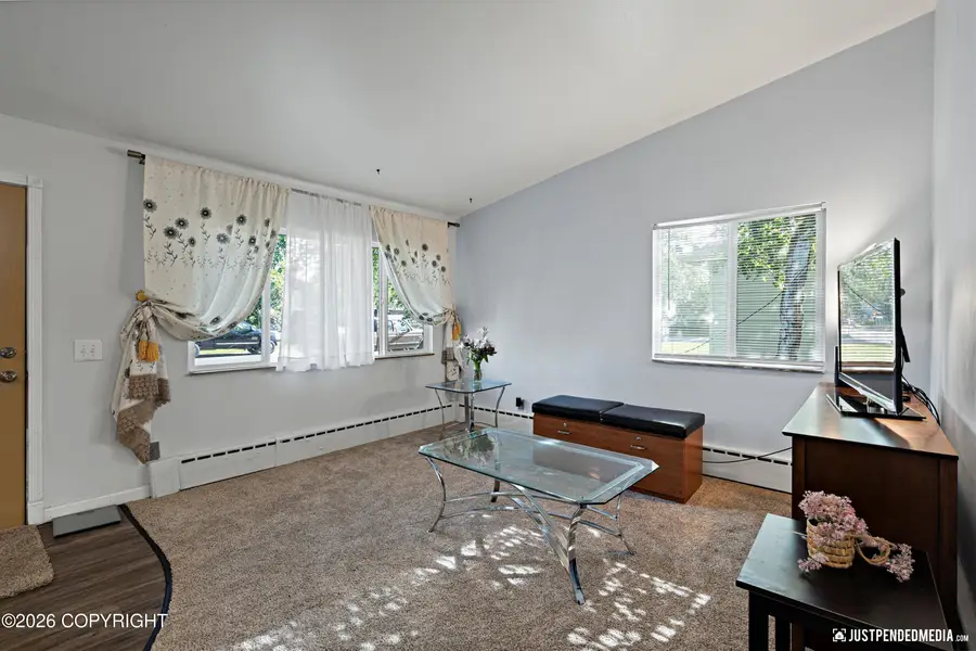 7624 Dover Avenue, Anchorage, AK 99504 - Image #3