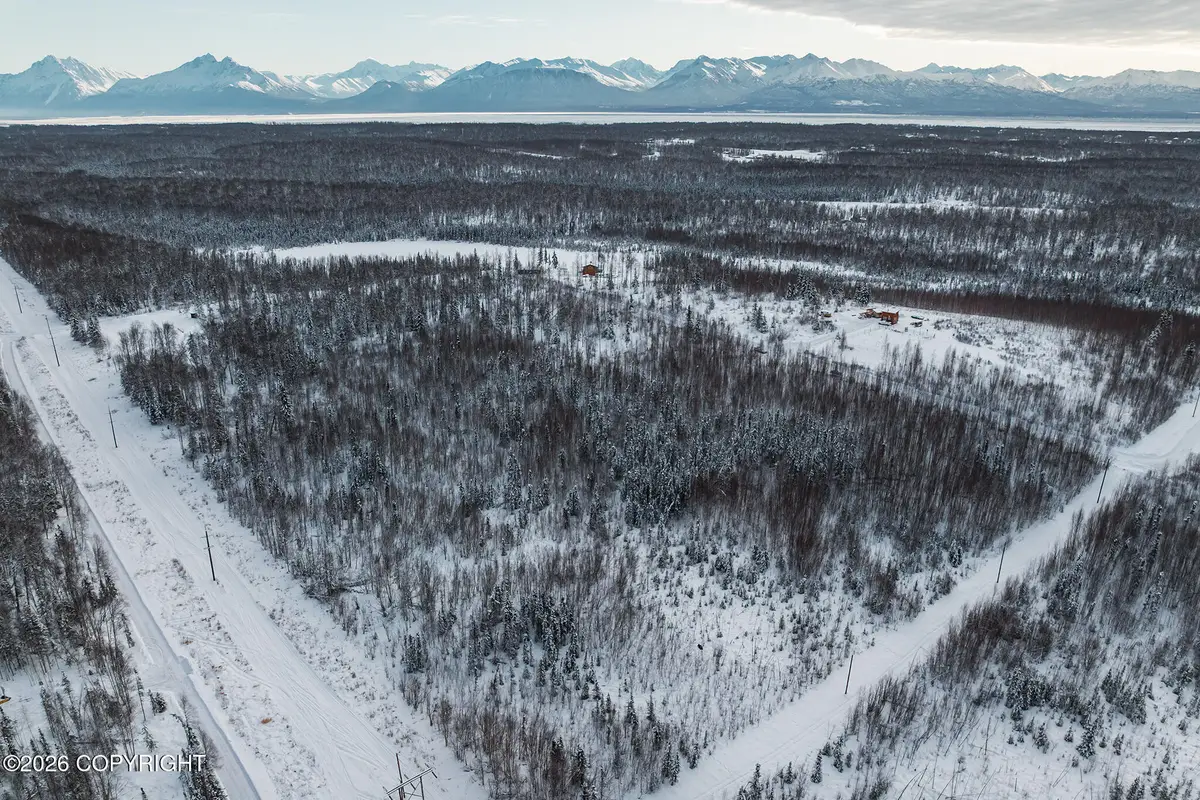10526 W Sunset Avenue, Wasilla, AK 99623 - #1