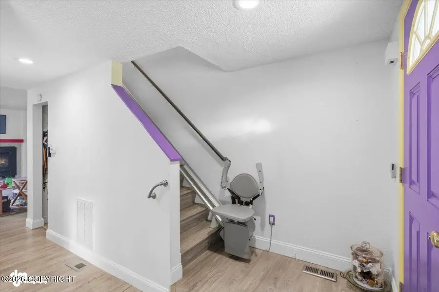 3211 Montpelier Court #9H, Anchorage, AK 99503 - #3