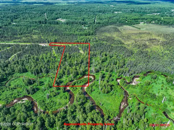 15012 N Deception Shores Circle, Willow, AK 99688