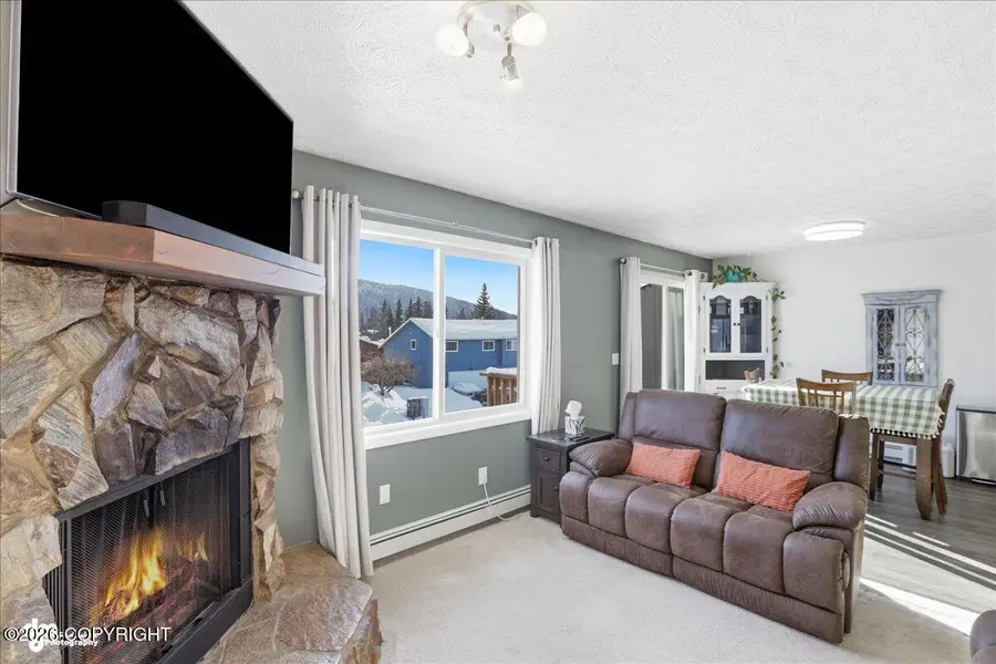 18643 N Lowrie Loop, Eagle River, AK 99577 - #2