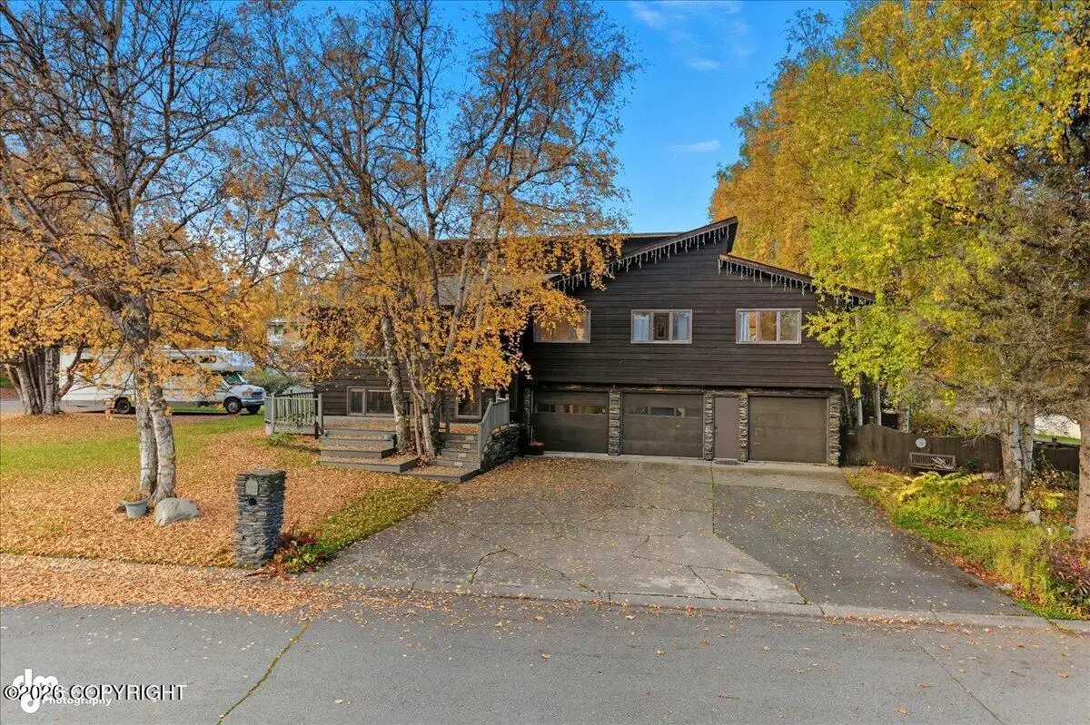 6237 E 34th Avenue, Anchorage, AK 99504 - #1