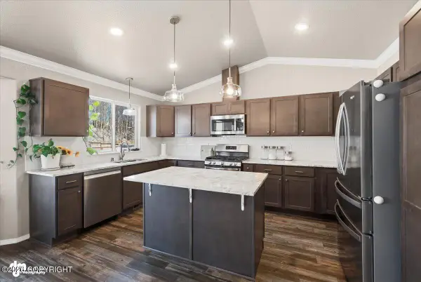 7425 E Sandstone Drive, Wasilla, AK 99654