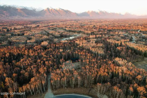 5471 N Stella Circle, Wasilla, AK 99654