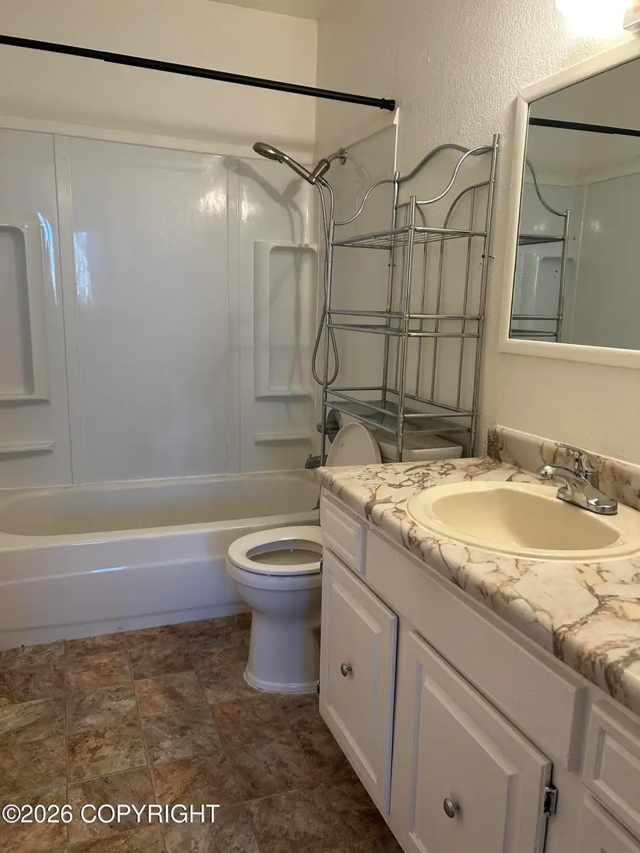 3911 E 7th Avenue, Anchorage, AK 99508 - Image #2