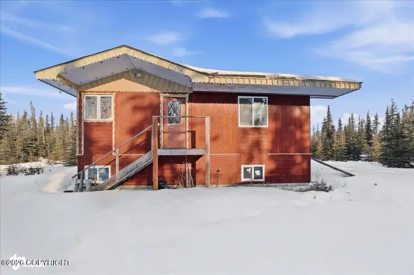 48227 E Helgeson Avenue, Soldotna, AK 99669