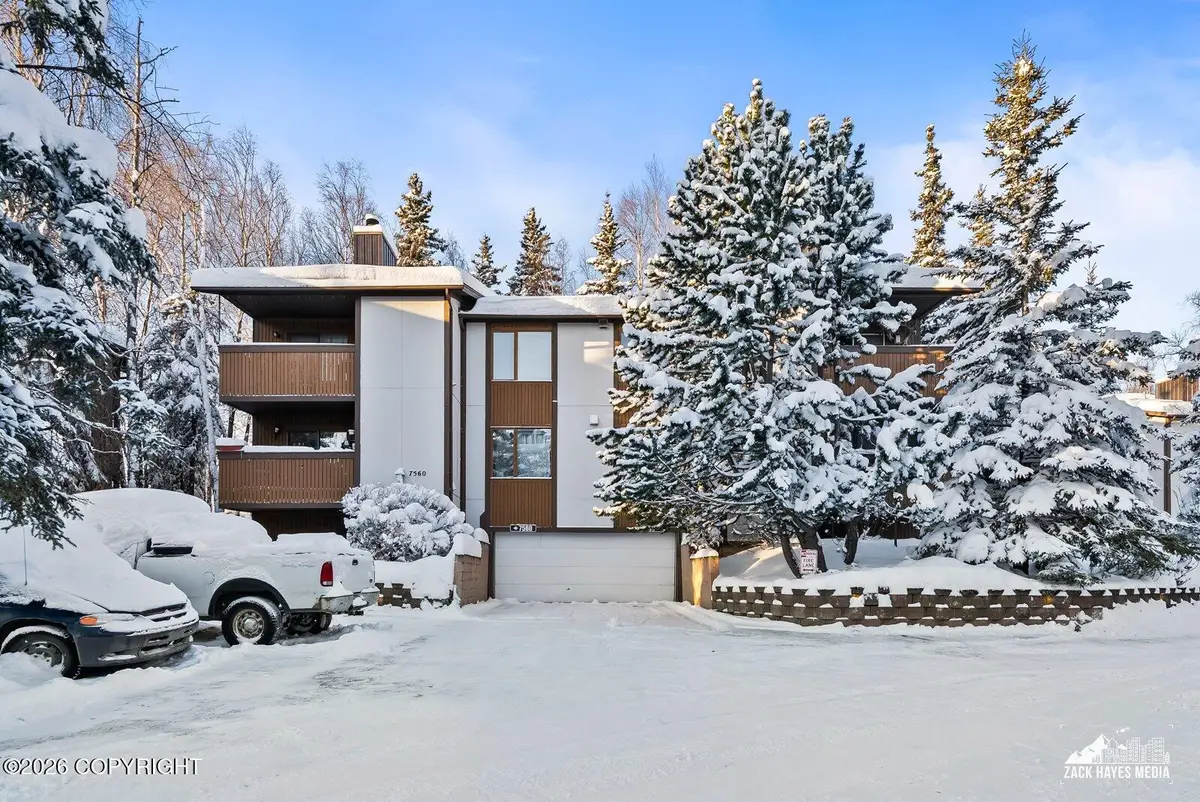 7560 Foxridge Way #C, Anchorage, AK 99518 - Image #1