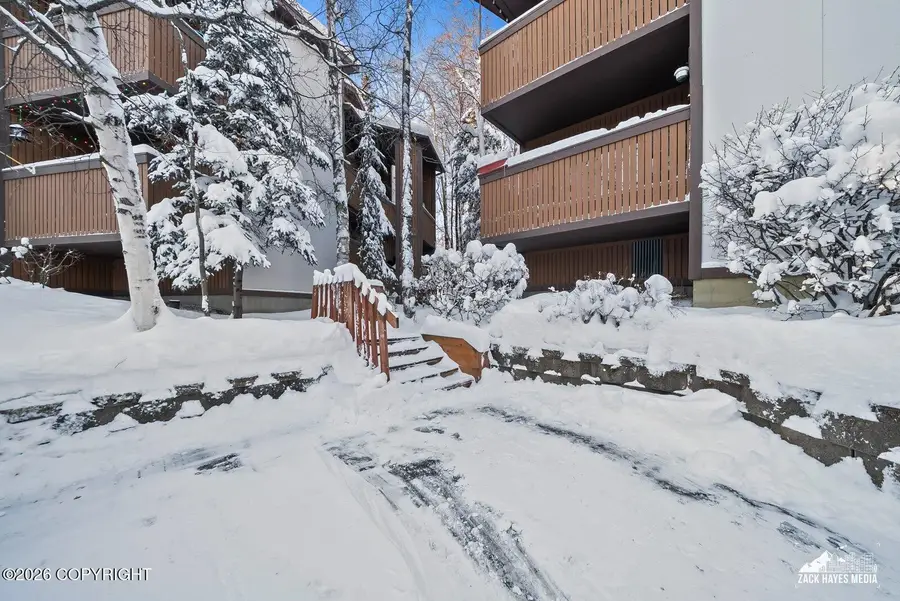 7560 Foxridge Way #C, Anchorage, AK 99518 - Image #3