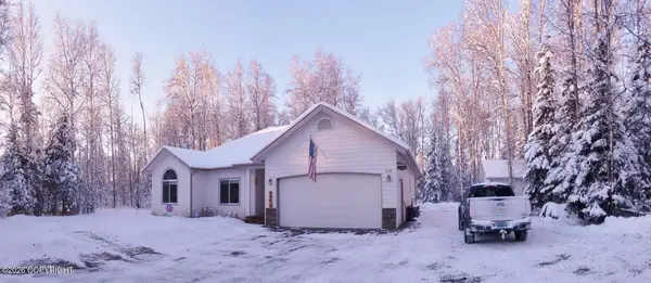 1115 W Sunrise Mountain Circle, Wasilla, AK 99654