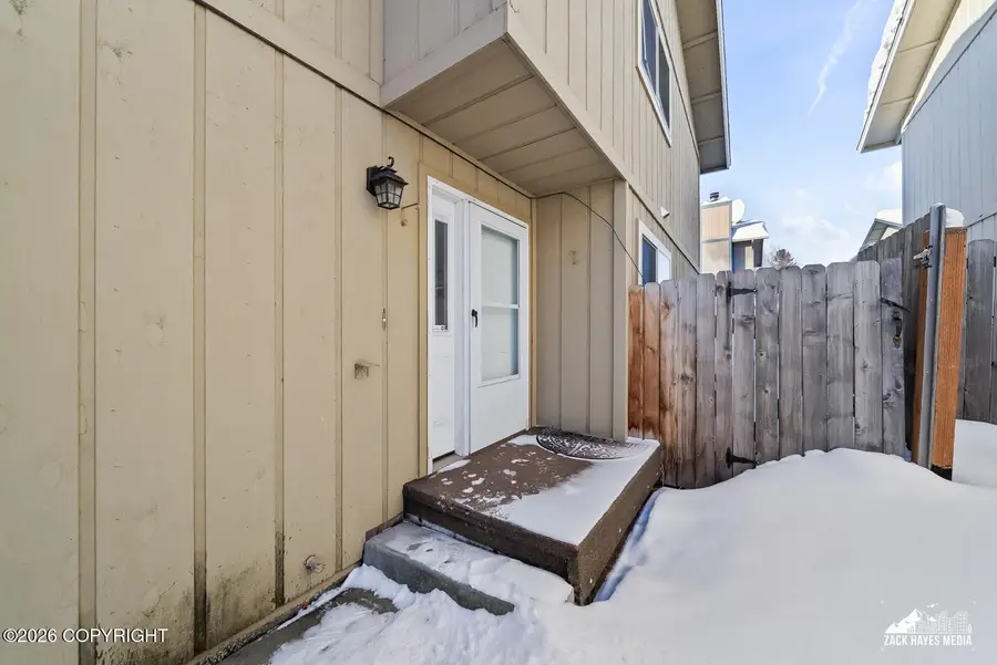 8700 Blackberry Street, Anchorage, AK 99502 - #3