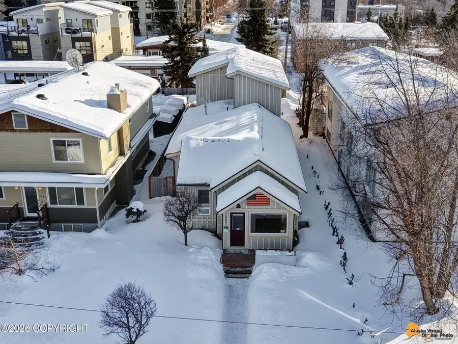 1004 W 11th Avenue, Anchorage, AK 99501 - #2
