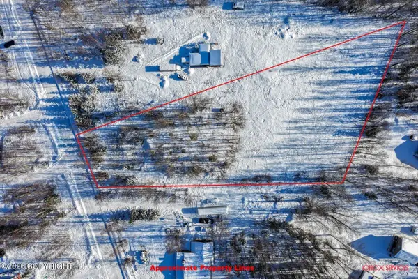 7330 W Island Lake Drive, Wasilla, AK 99623